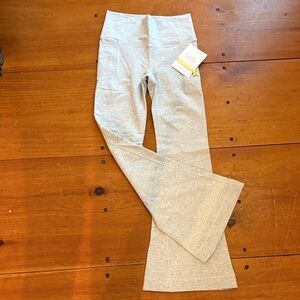 NWT Athleta Girls M/8-10 Right Moves Stash Flare